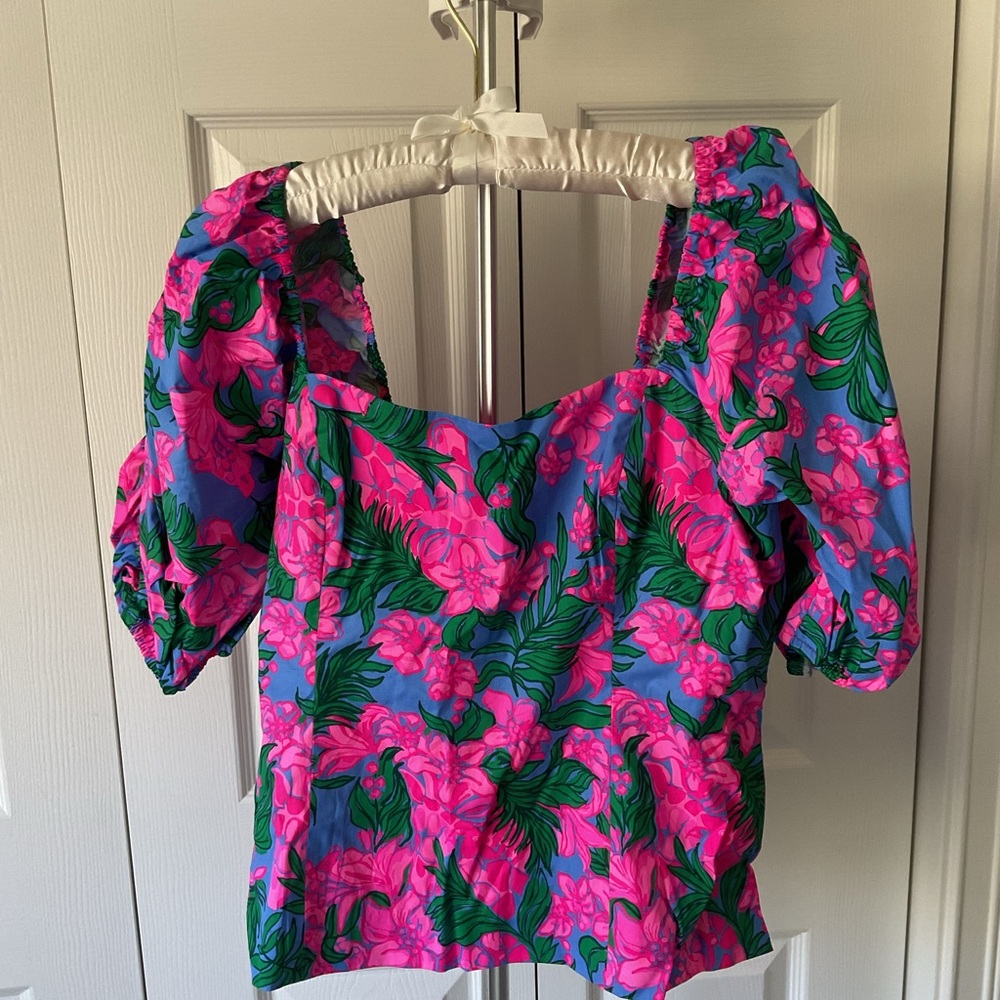 Lilly Pulitzer Pink Floral Puff-Sleeve Blouse on Blue